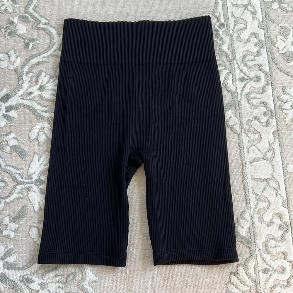 Dynamite | Ribbed Biker Shorts - Picture 2 of 3